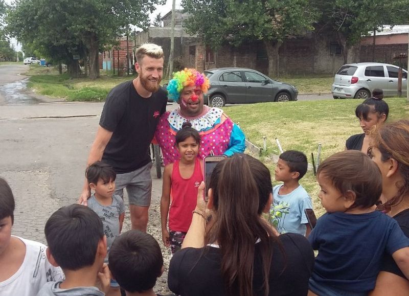Jonathan Schunke, sembrando pincherío en Los Hornos