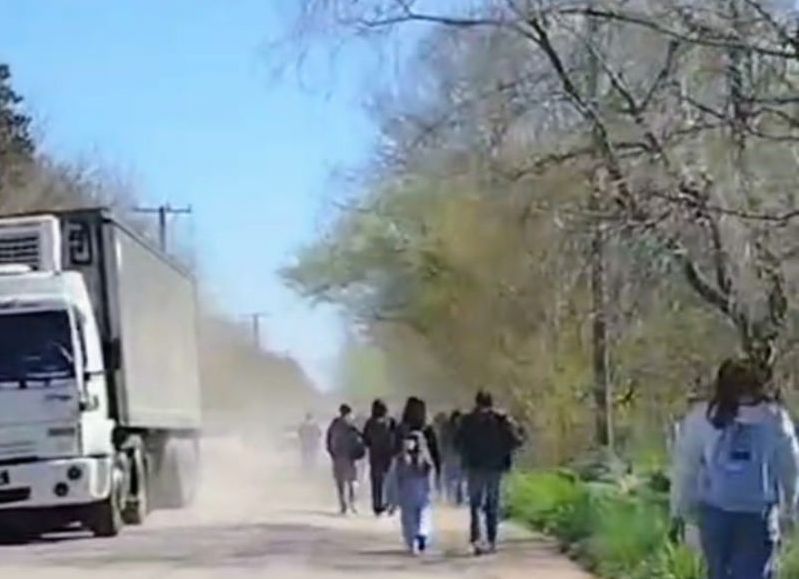 Melchor Romero: preocupación por un acceso riesgoso donde transita toda una comunidad educativa