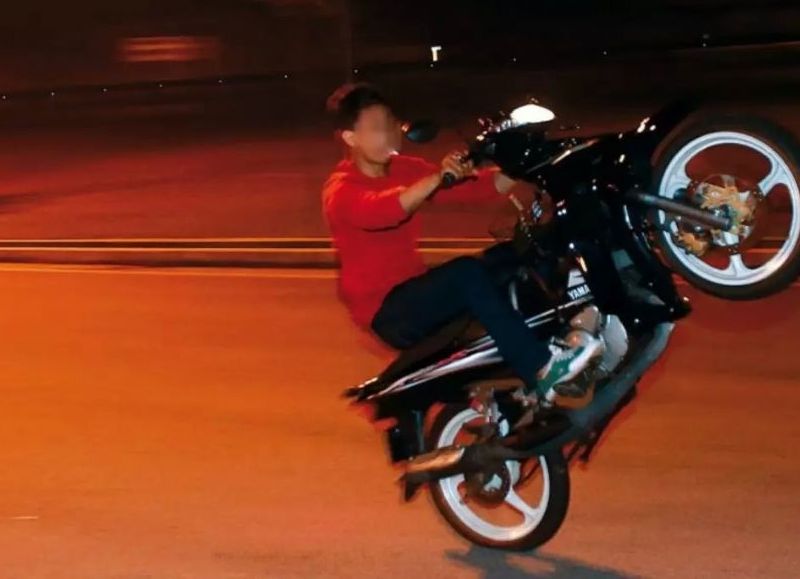 Las motos, los cortes y los ruidos sobresaltan a los vecinos de Altos de San Lorenzo